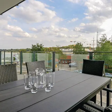 2 Bedroom Stunning In Travemuende *